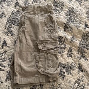 Men's Tan Cargo Shorts